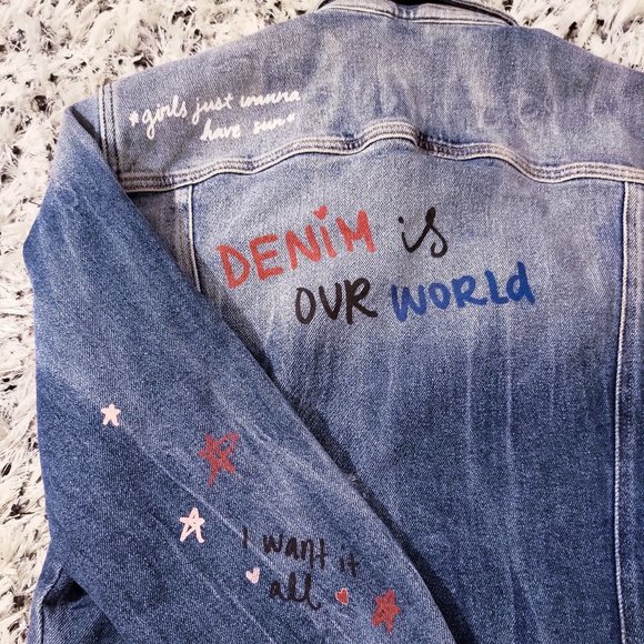Colourful Graffiti Guess Denim Streetwear Jacket - Picture 11 of 15